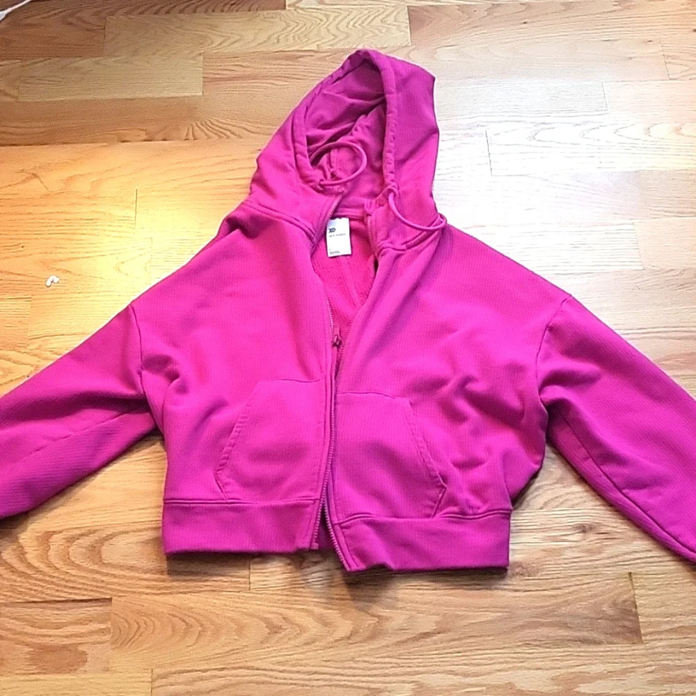 Target activewear jacket - Picture 1 of 3